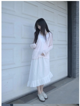 petal frill skirt
