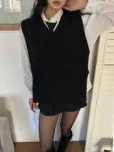 Deli V-neck overfit side slit knit vest (2 colors)