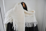 Fringe triangle shawl muffler