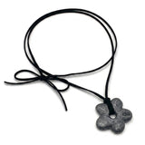 Acrylic Flower Necklace [Pearl Black]