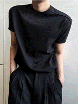 カッティングマッスルフィットTシャツ