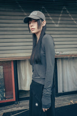オーナメントプリントトップ (チャコール)