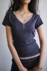 26SS★ LACE TRIM V-NECK T-SHIRT