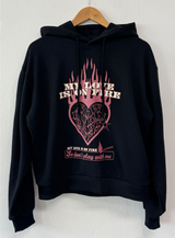 LOVING IN FIRE HOODIE T SHIRT 🖤🩷2COLOR