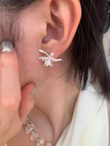 マット フラワー ピアス