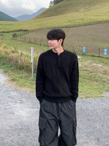 ラベルヘンリーネックニット