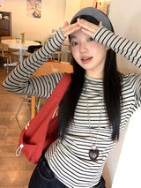 サイドシャーリングストライプ長袖Tシャツ