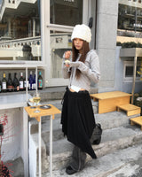 Betty low boots cut pants