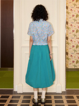 Short-sleeved shirt with lace drawstring and colorful ink print