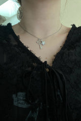 chain charm necklace
