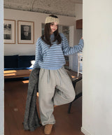 クロヘアリーボーダーヘンリーネックニット
