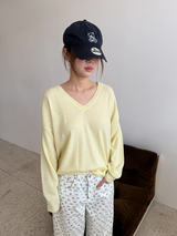 v neck loose knit top