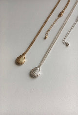 Matt antique shell long necklace