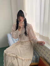 アンジュラウンドカラーブラウス + ヘアスカーフ (リボン)