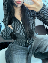 STRIPE SLIN クロップドフーディージップアップ 🤎❤🩶🖤3COLOR