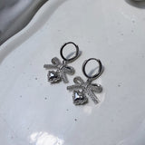 [Hearts2Hearts Yuha Piercing] Coquette Laced Ribbon and Heart Huggies Piercing