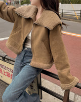 Wool suede mustang