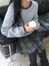 TL Wool Cable Round Knit