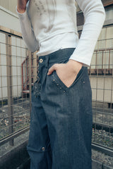 Tucked denim pants (Blue)