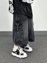 d-ring cargo shorts