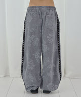 FLOWER TRACK PANTS (CHARCOAL) F26QD157