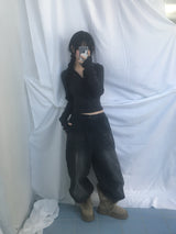 Fingerhole line hooded half zipup