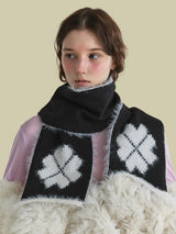 DOUBLE CLOVER MUFFLER IN BLACK