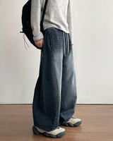 Derek Curved Denim Pants