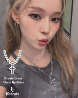 [Aespa Winter, IDLE Yuqi Pick] Chrome Cross Twisted Bold Chain Necklace