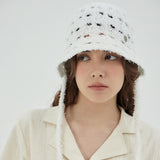 VA Curved Oval Metal Knit Punching Bucket Hat / White