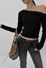 [MADE] Delfina Burton Unbalanced Off-Shoulder Long Sleeve T-shirt