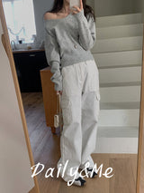 V-neck shoulder knitwear