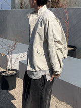 Hidden button windbreaker