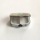 Storage case for little things / 小物入れ