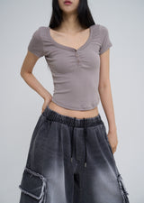 [U-BASIC] Slow button V-neck short sleeve