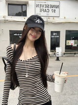 ストライプスリムラインロングTシャツ