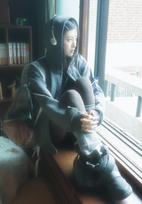 ダスティニットレグウォーマー Grey