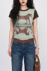 DOTTED HORSE GRAPHIC SLIM TEE