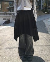 Betty low boots cut pants