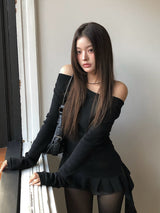 Mulder Off-Shoulder Unbalanced Shirring Frill Knit