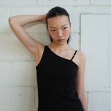 シングルバックルスリーブレス_black