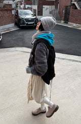 PLUSH HIGH-NECK JUMPER