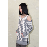 OVERLOCKED OFF-SHOULDER T-SHIRT: ST. GREY