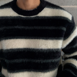 Liu Mohair Dangara Round Knit