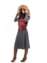 NyDkyel™ Vintage red padded waistcoat with removable fur collar
