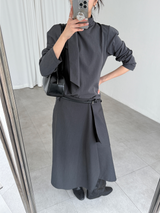 mui tie 2way blouse (2color)