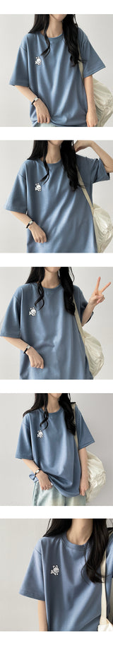 Rabbit embroidered short-sleeved T-shirt