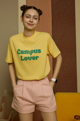 エンボスキャンパスラバーイエローショートスリーブTシャツ [Unisex]