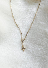 Single star Necklace - Gold