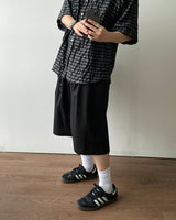 Temple Linen Bermuda Pants